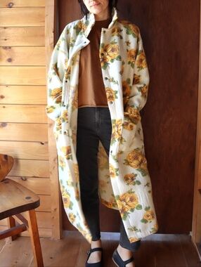 Upcycled Floral Duster Coat Coatigan in Cream With Yellow Roses L • XL